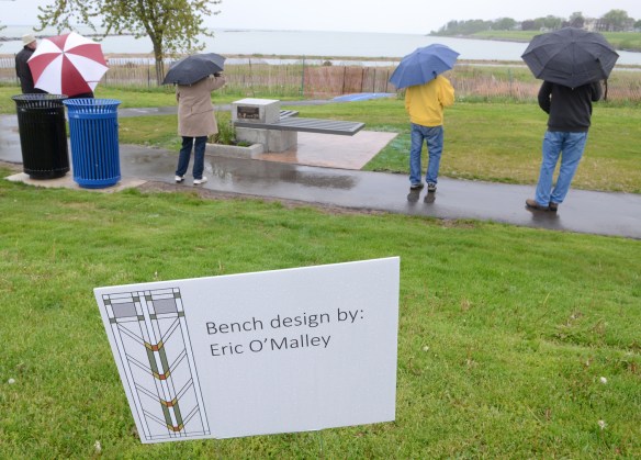 LR Gene's Bench 005.jpg