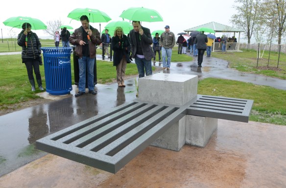 LR Gene's Bench 009.jpg