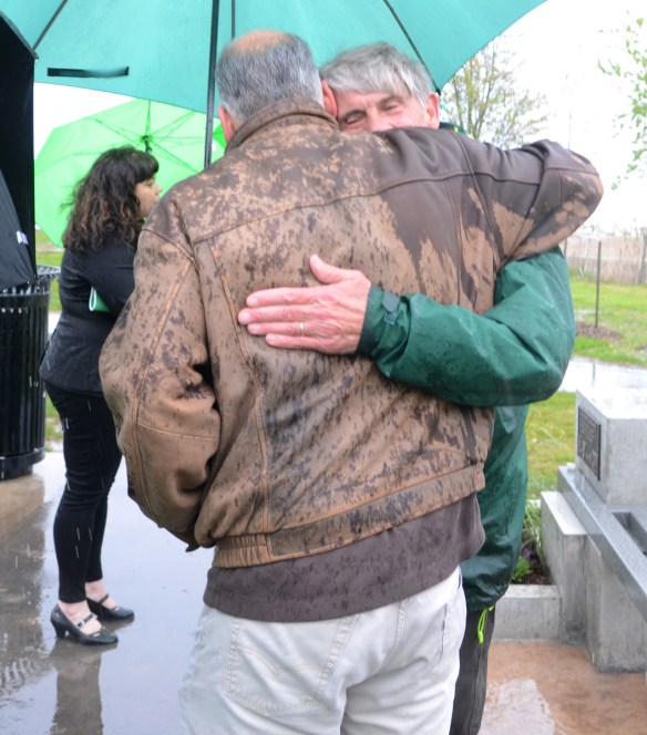 LR Gene's Bench 040.jpg