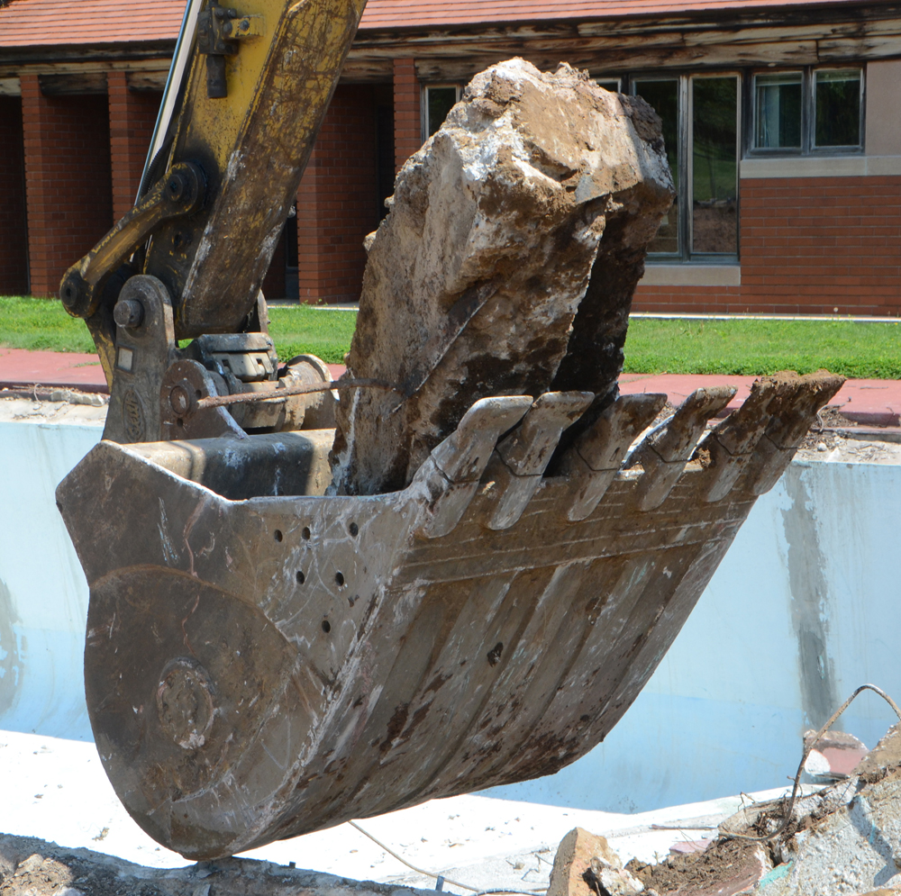 Wingspread Pool 034.jpg