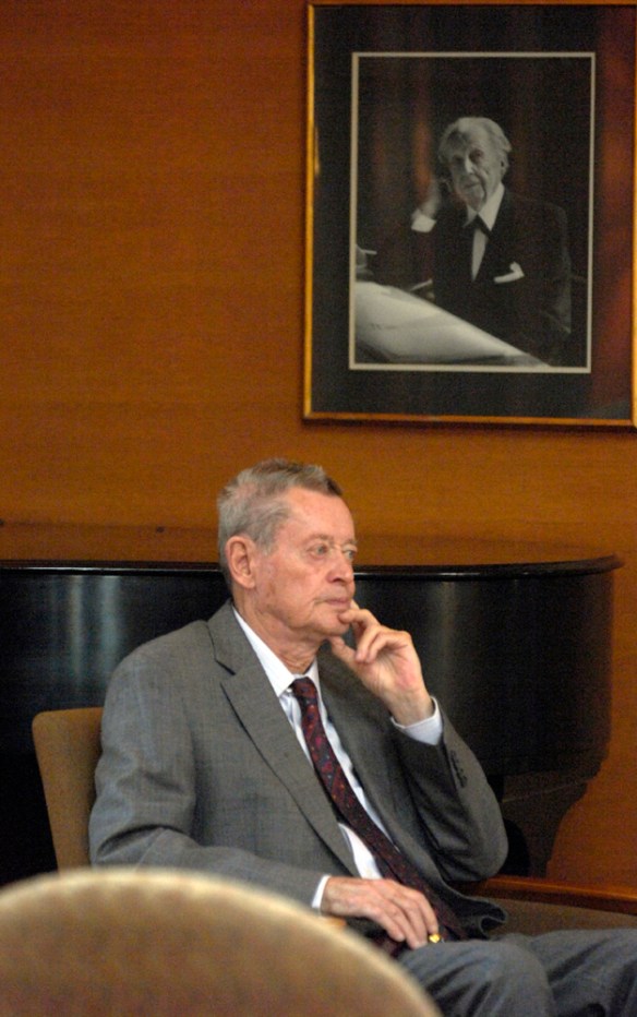 LR Wright Fdtn. Wsprd 103a.jpg