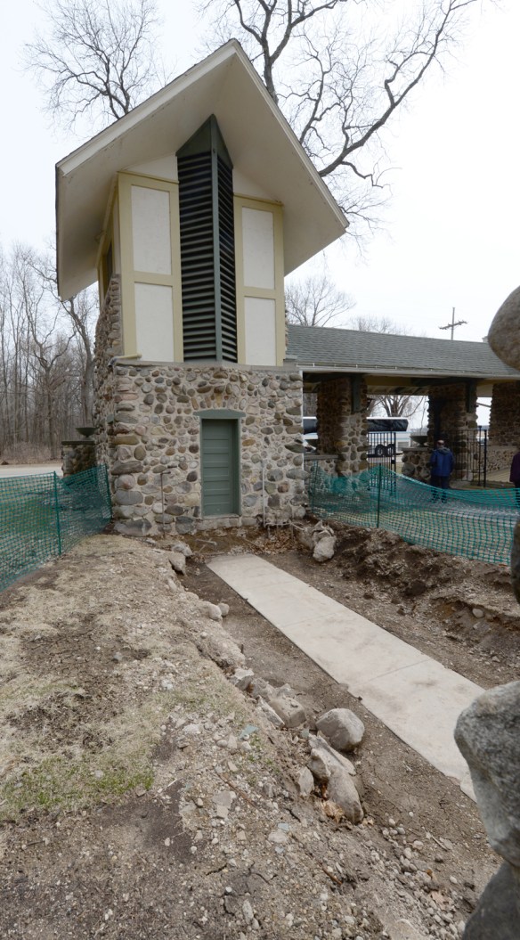 LR Gate Lodge Greenhouse Rebuild 002.jpg