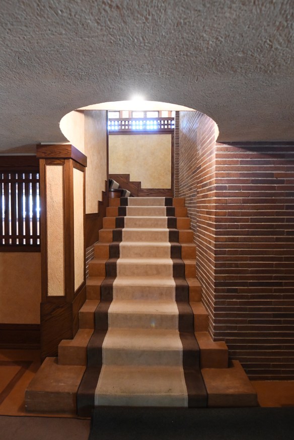 Robie House 5.5.19 005.jpg