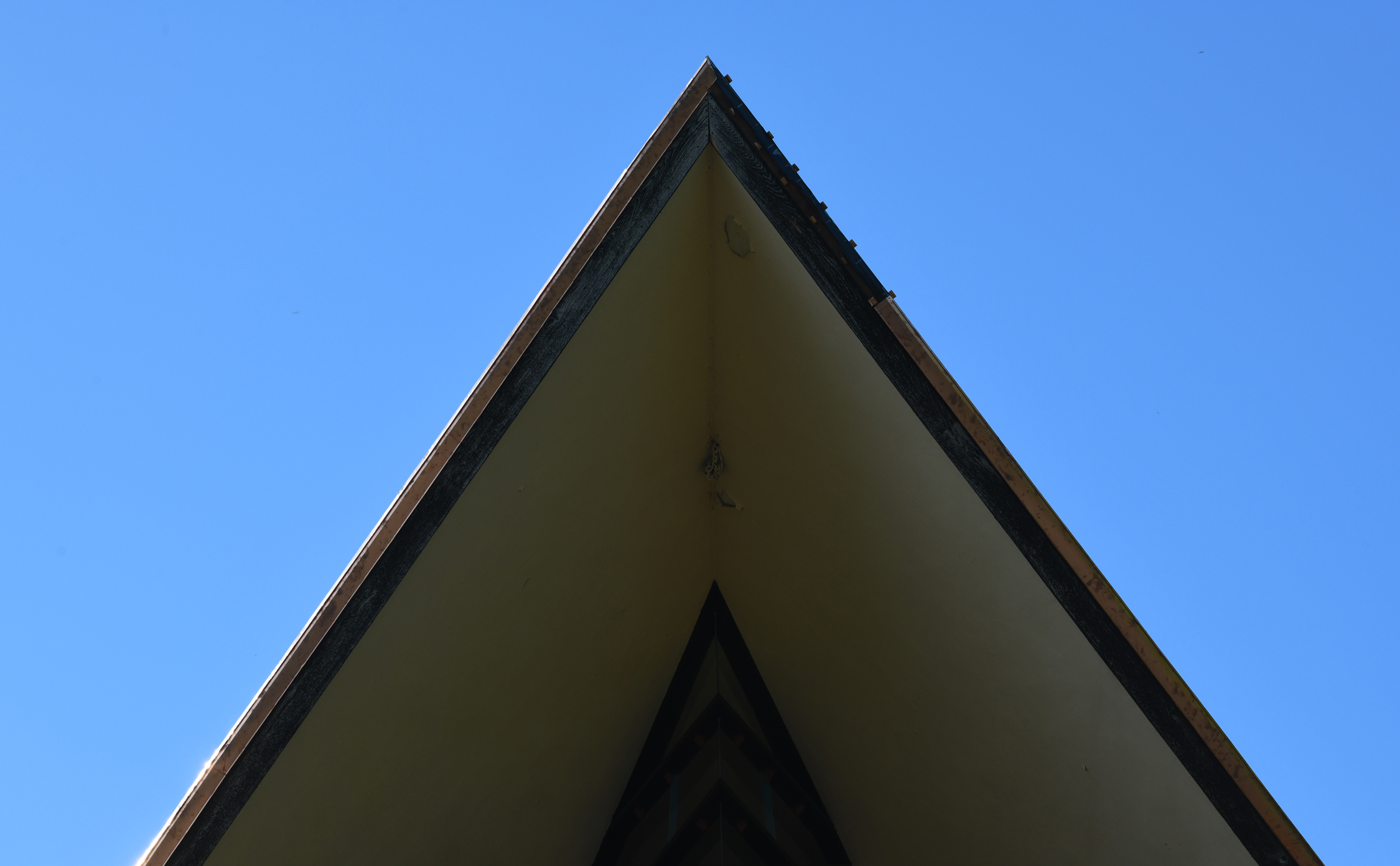 Unitarian Meeting House New Roof 9.18.19 001.jpg
