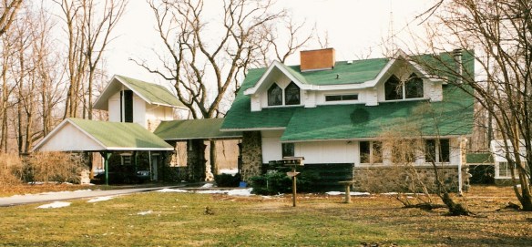 Canty Greenhouse Carport .jpeg