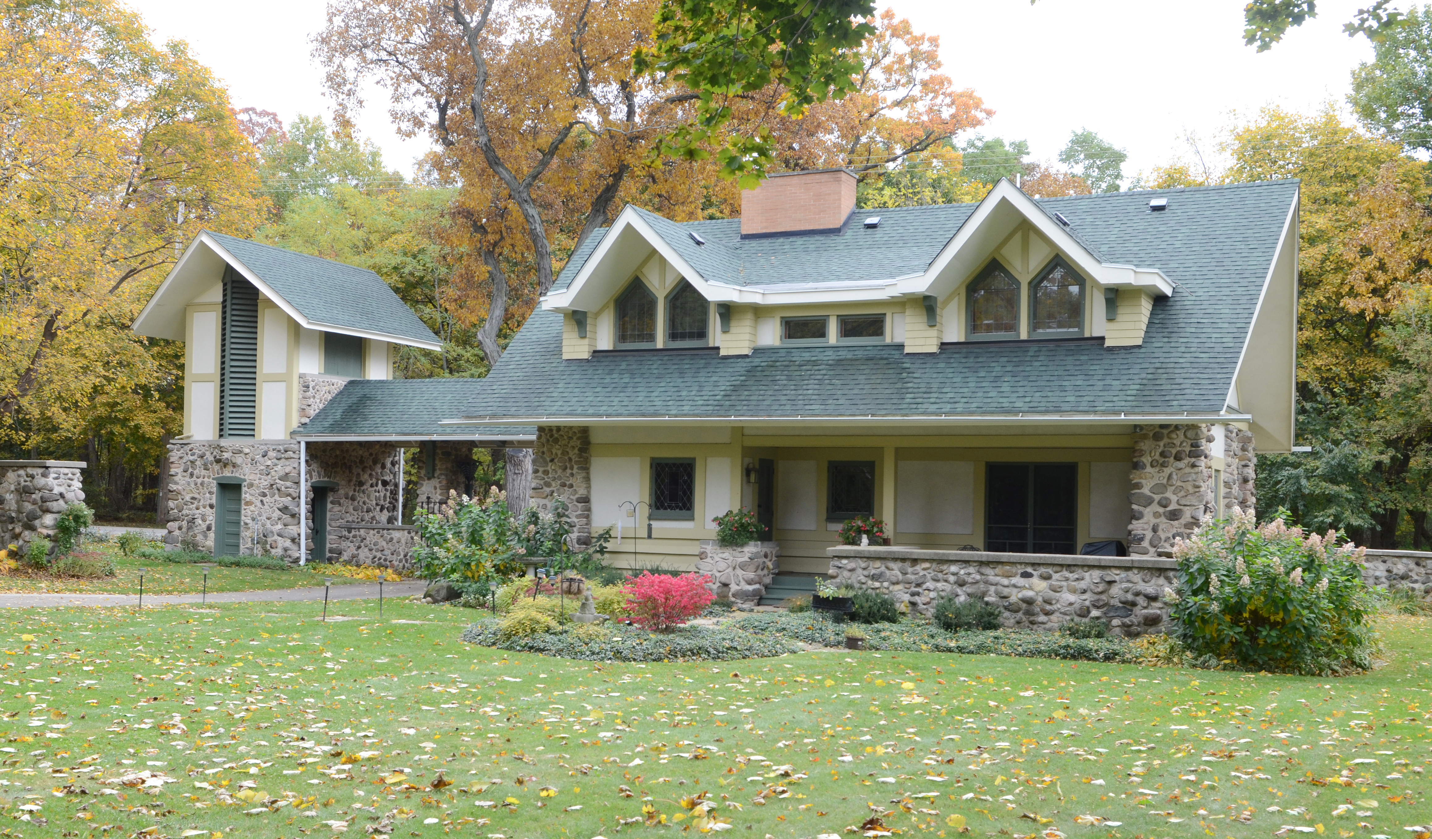 Gatehouse Int. Yard View 004.jpg