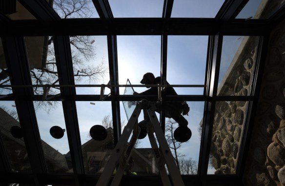 Penwern Greenhouse 4.2.20 018.jpg