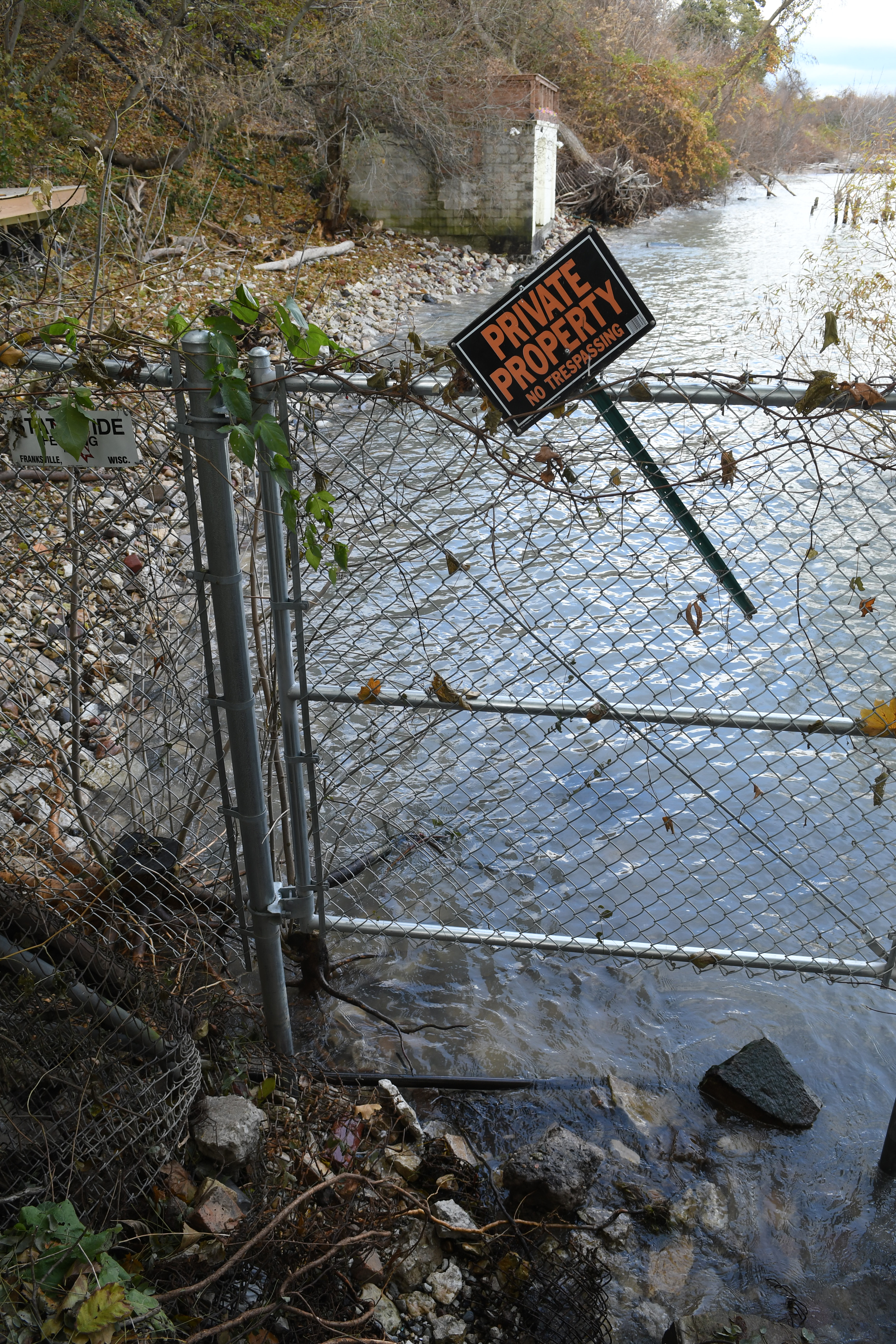 Erosion 11.04.19 007.jpg