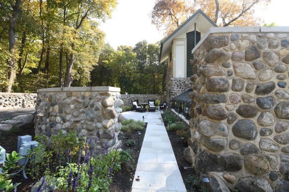 Greenhouse Rebuild 062.jpg