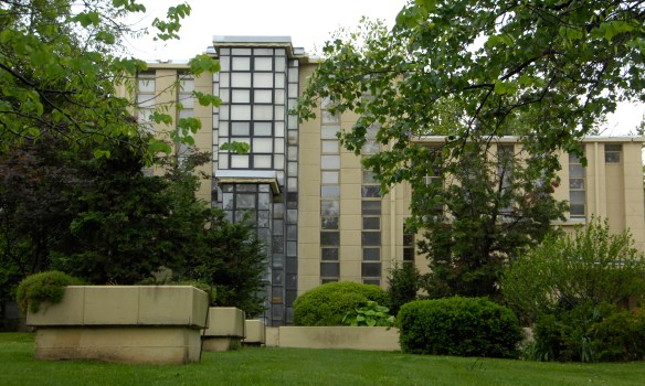 LR Richard Lloyd Jones House 013.jpg