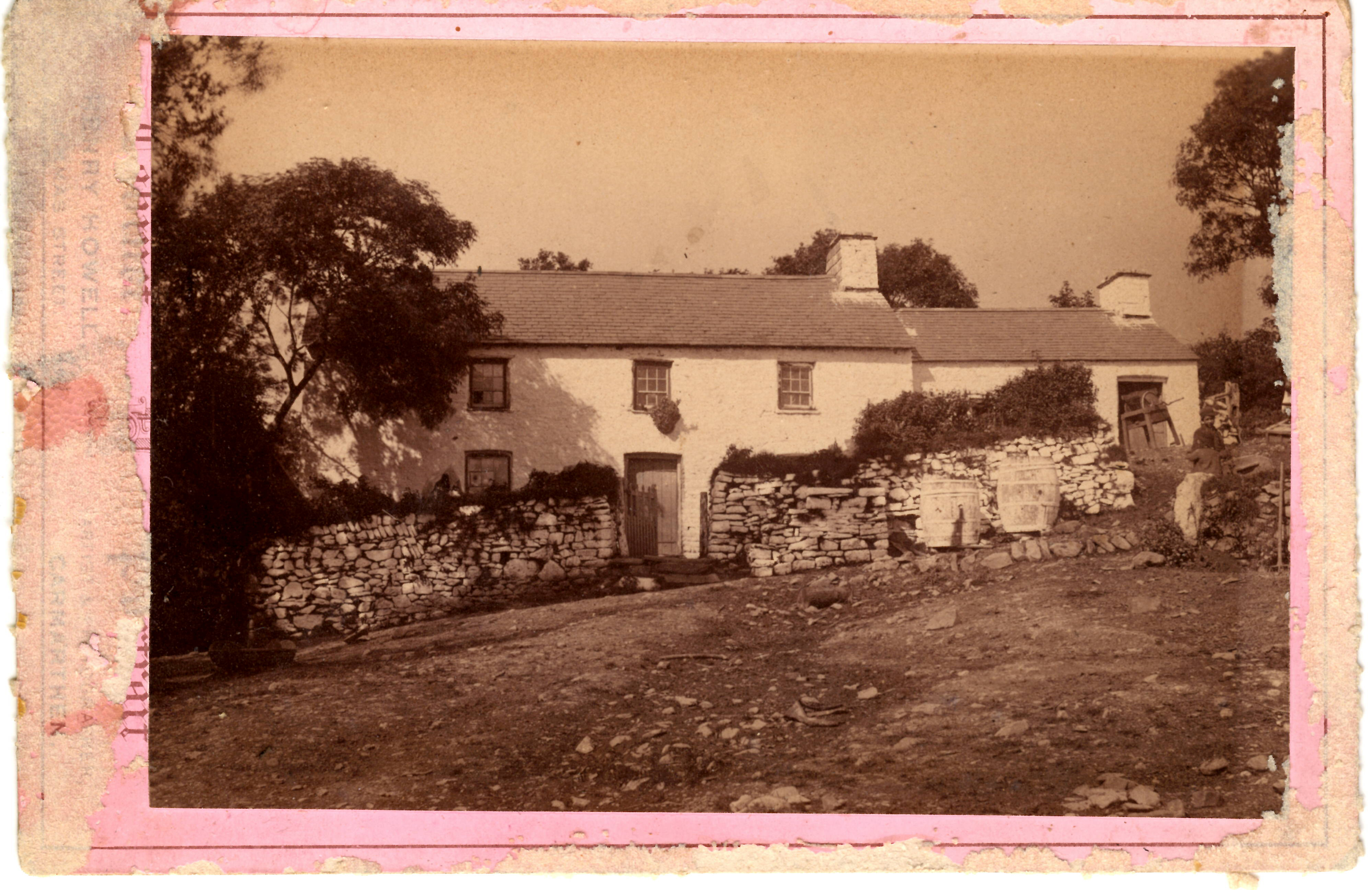 Photo 1 from attic.jpg