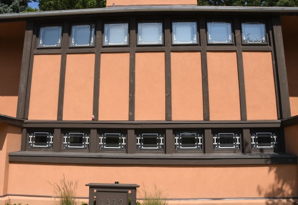 Hardy House Flag Theft 001.jpg