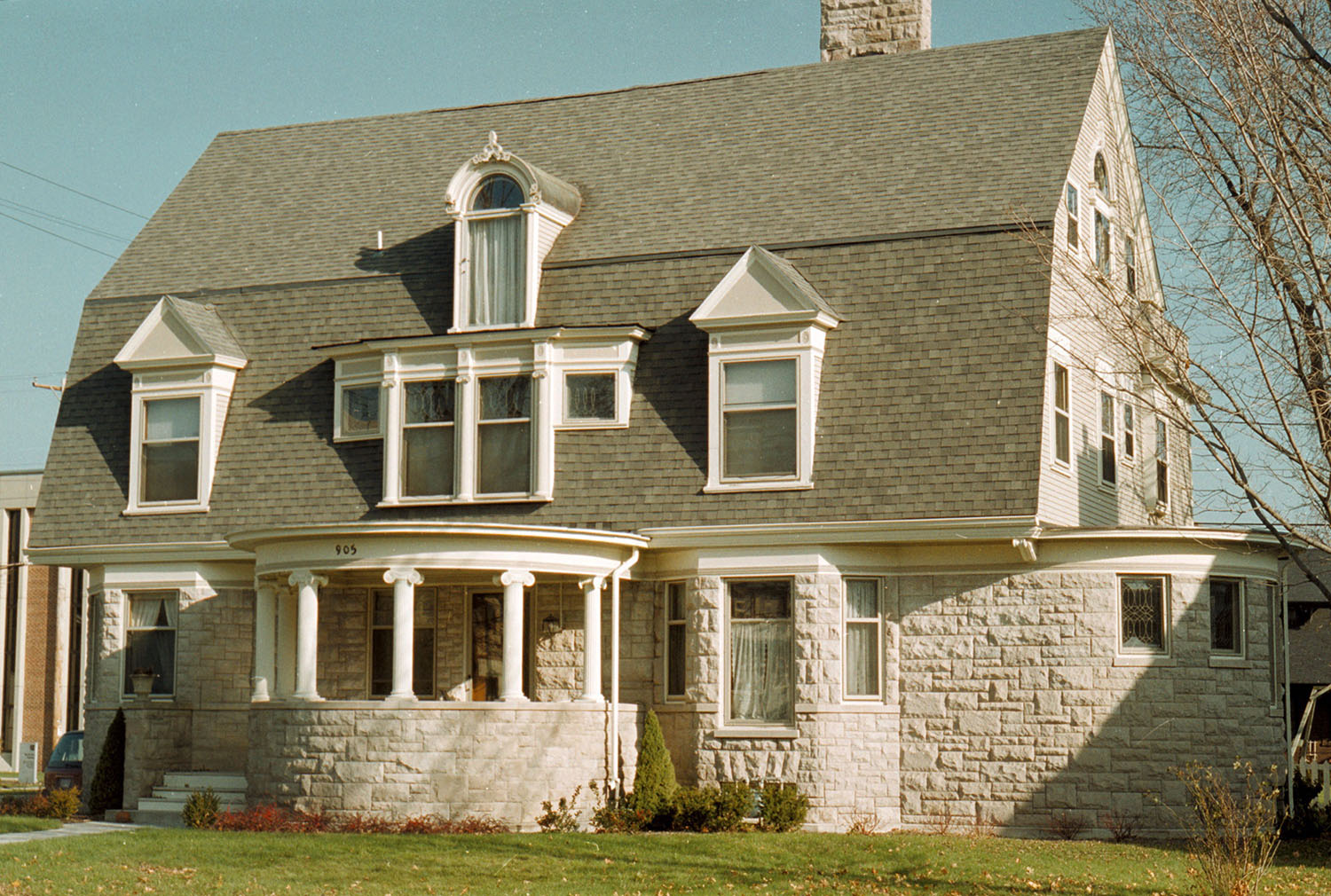 MitchellExtMain MH FLW FLLW.jpg