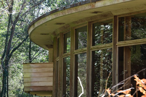 LR Lewis Spring House 028.jpg