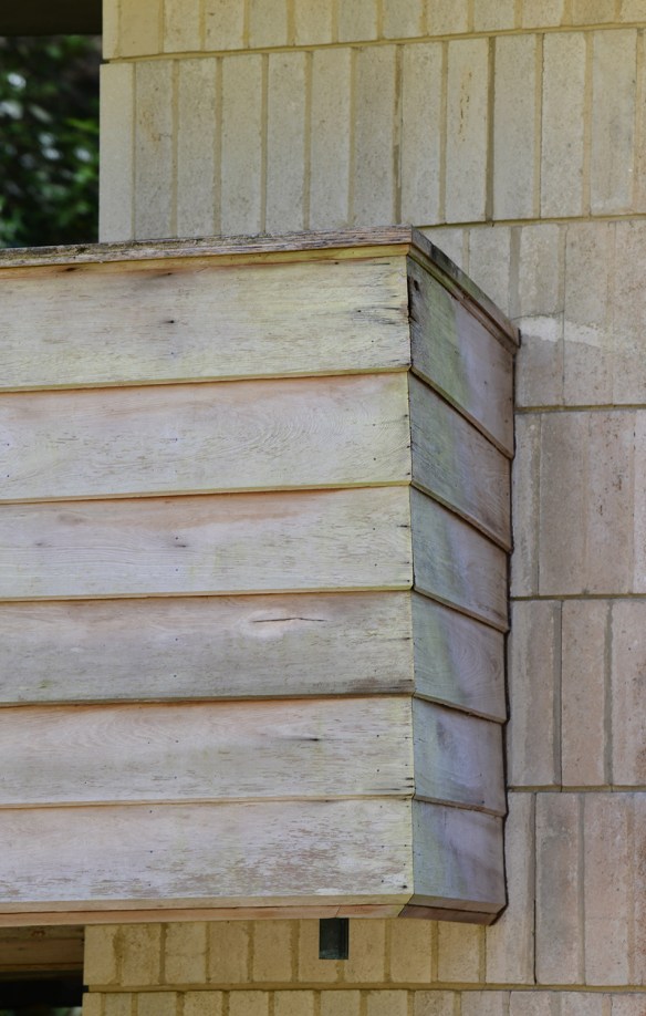 LR Lewis Spring House 030.jpg