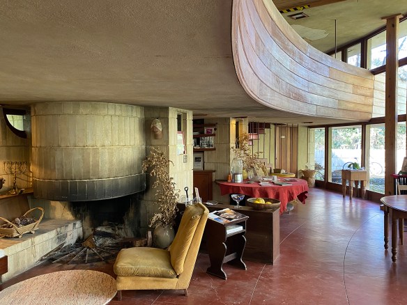 LR Lewis Spring House 066.jpg