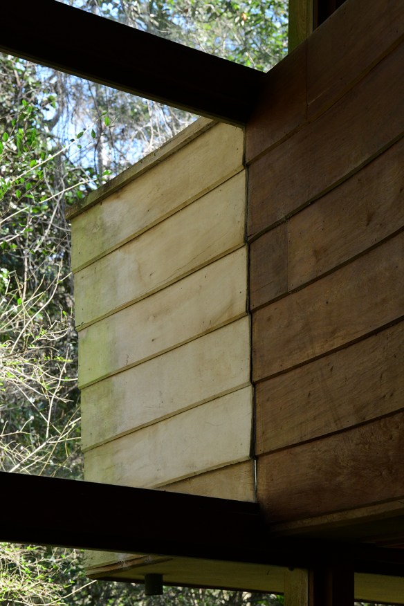 LR Lewis Spring House 083.jpg