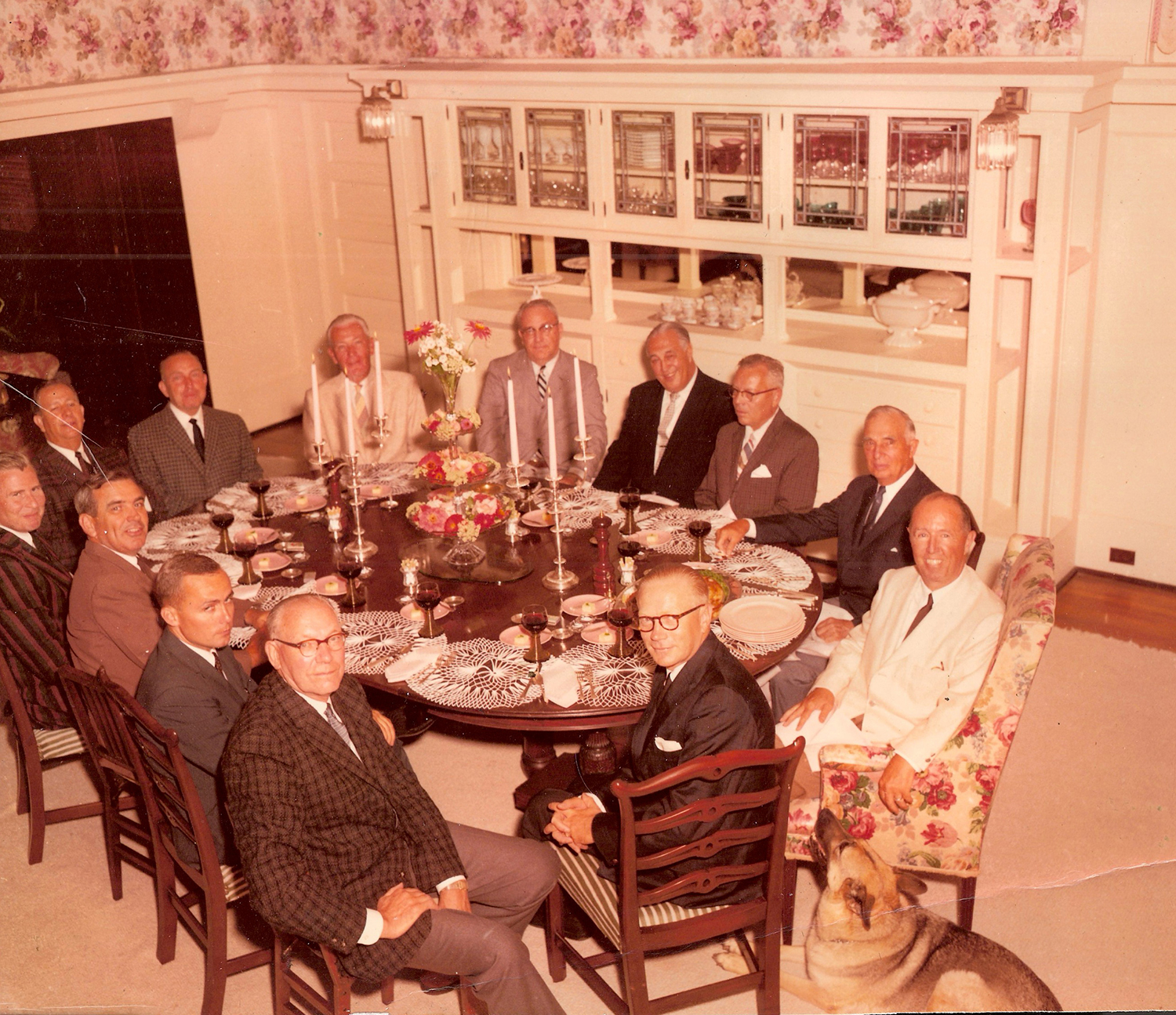 Entertaining Burr R white coat 002.jpg