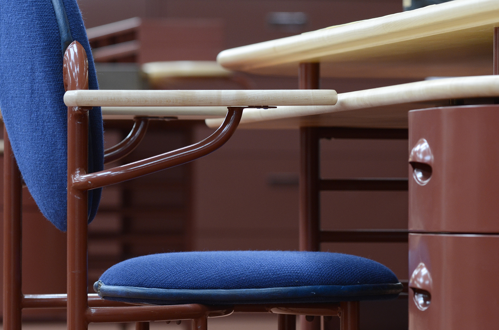 LR Adm. Bldg. Furniture  Jun 2012 016.jpg