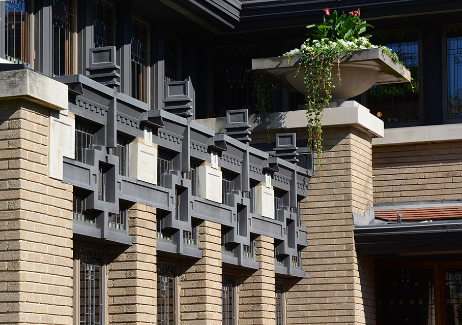 LR Meyer May House 020.jpg