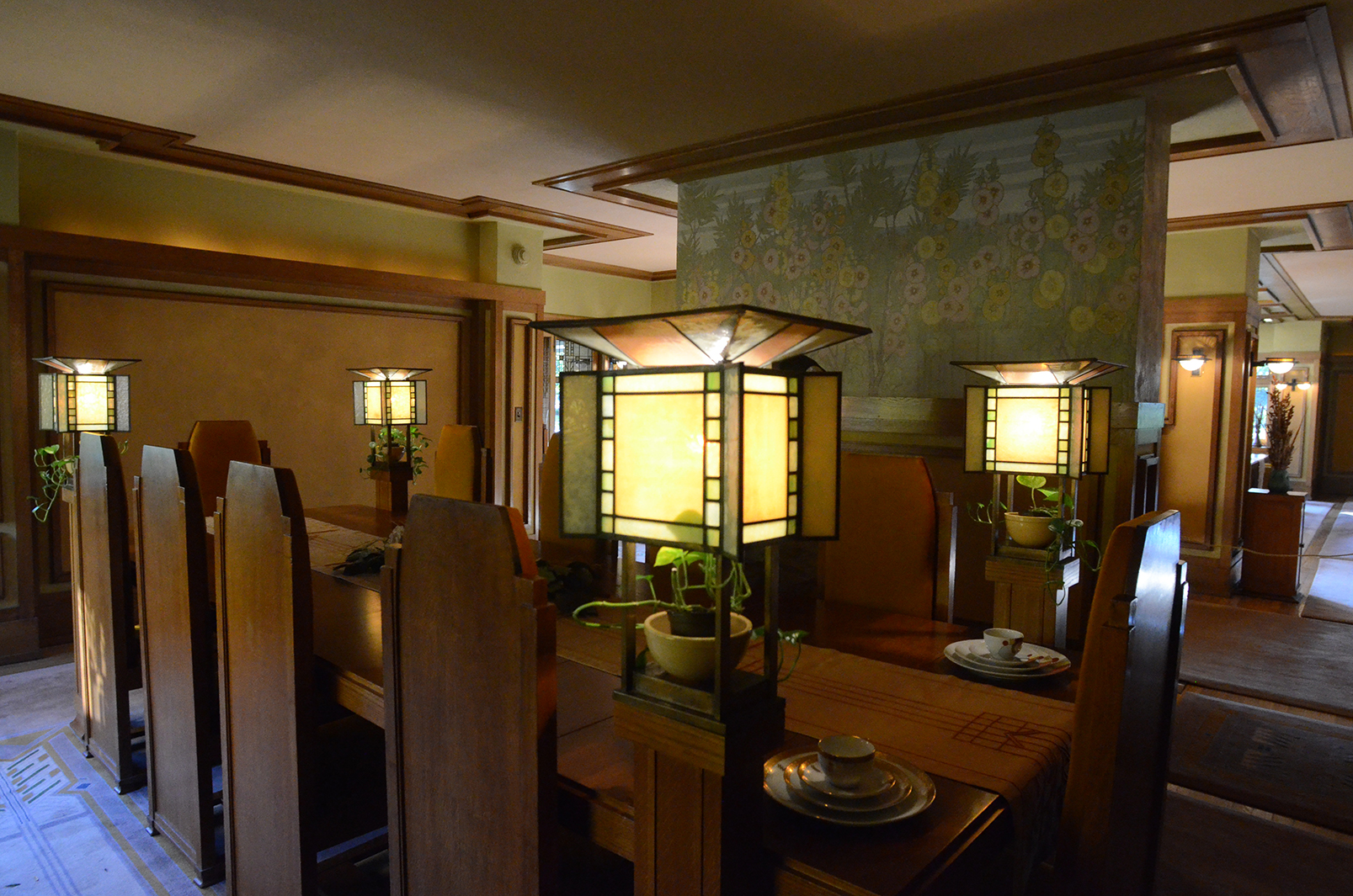 LR Meyer May House 082.jpg