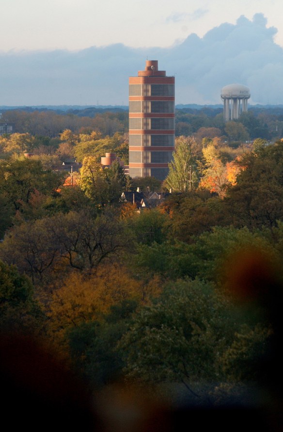 LR SC Johnson Research Tower (1943-44) .jpg