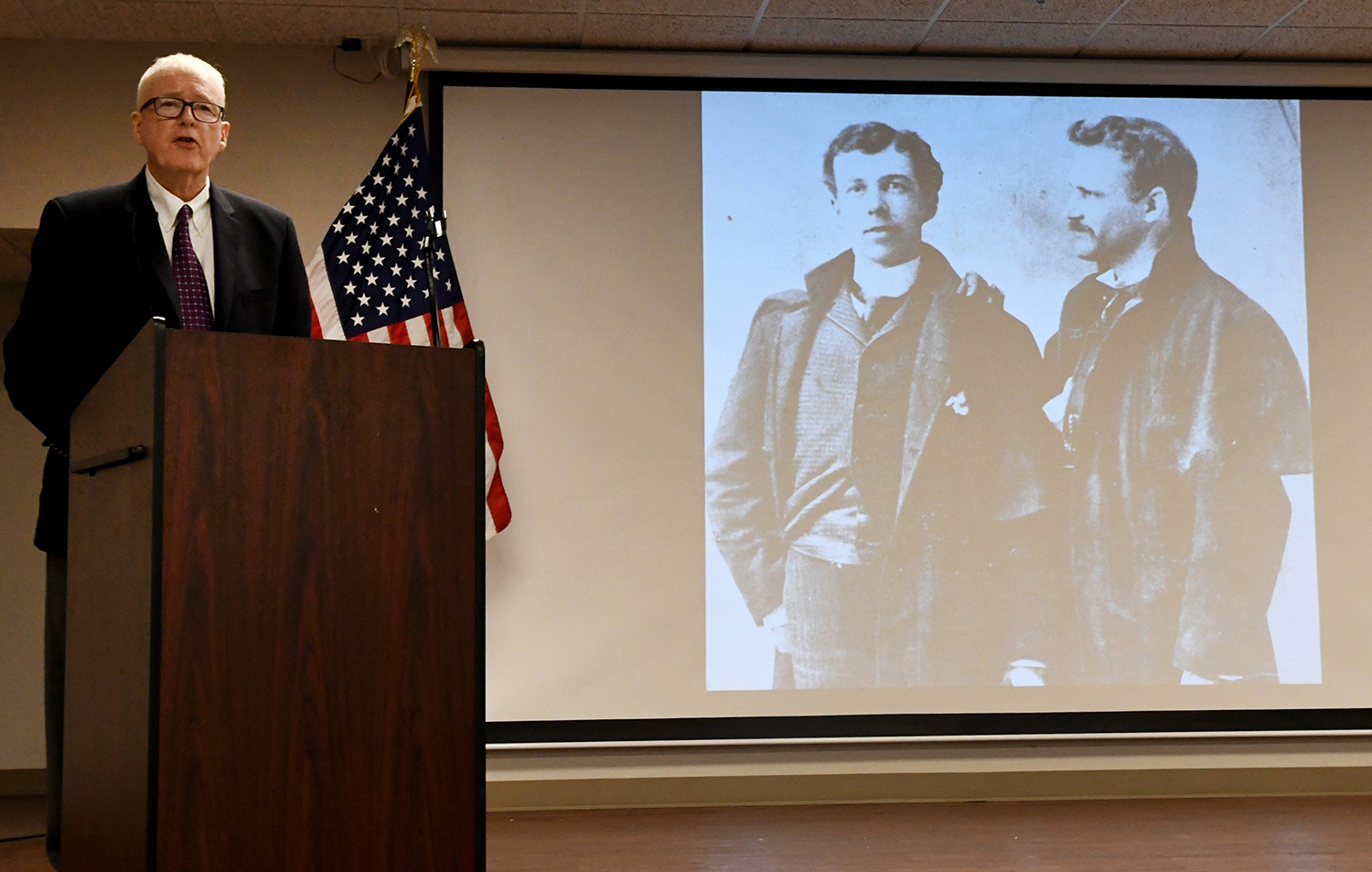 LR Hendrickson Kankakee 005.jpg