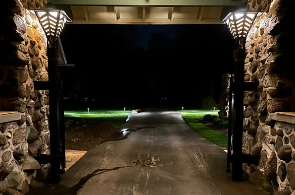 LR Penwern Gate Lodge Lamps 2023 041.jpg