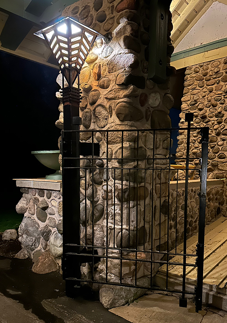 LR Penwern Gate Lodge Lamps 2023 043.jpg