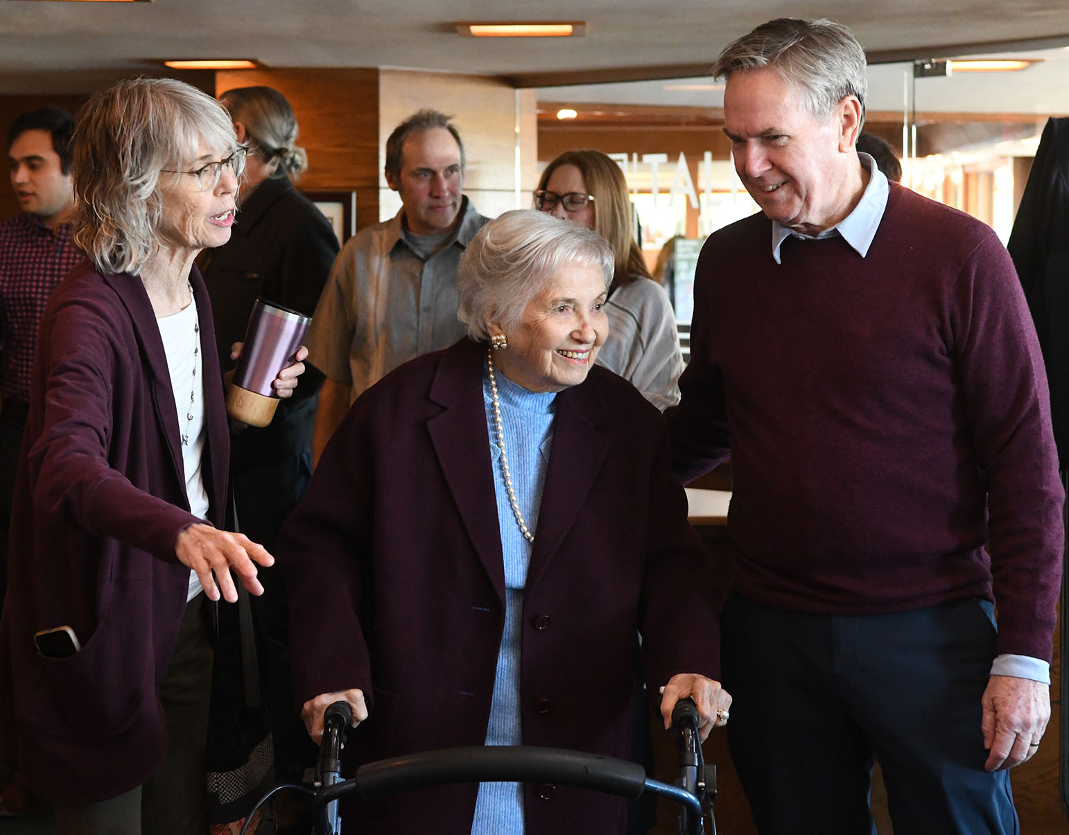 LR Minerva 100th B'day Party 008.jpg