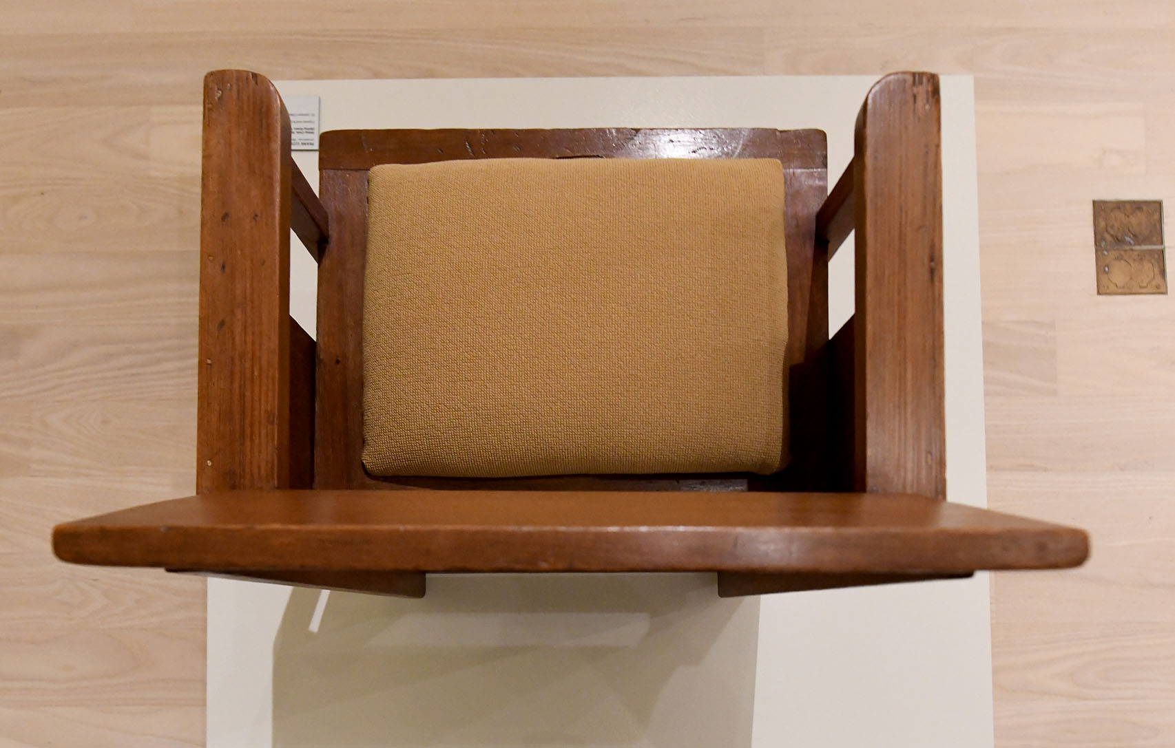 LR SCJ Wright Furniture 012.jpg