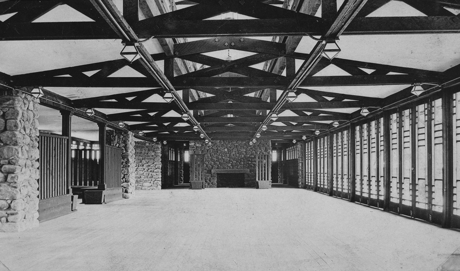 Whyte Banff Interior.jpg